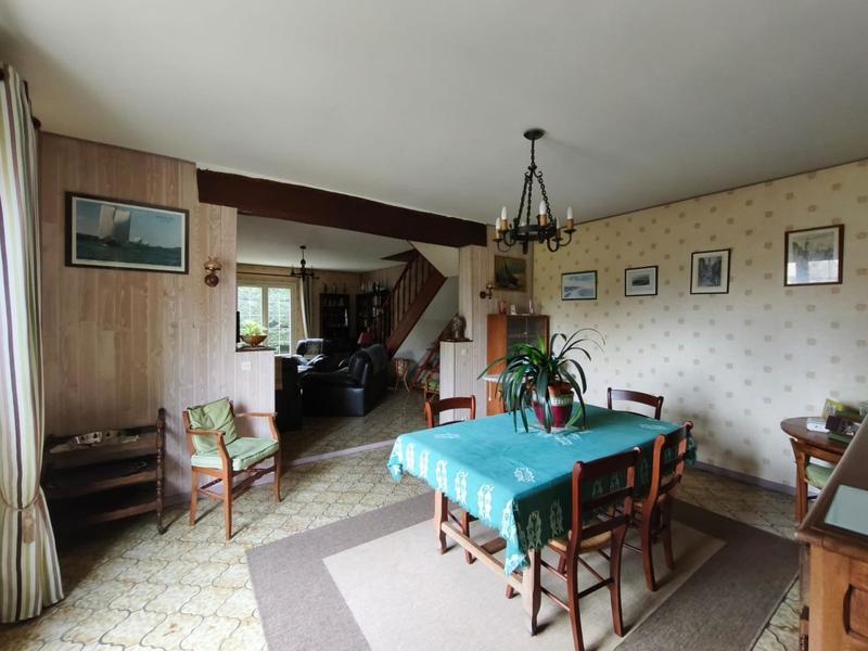 Maison - 151 m² - 5 pièces