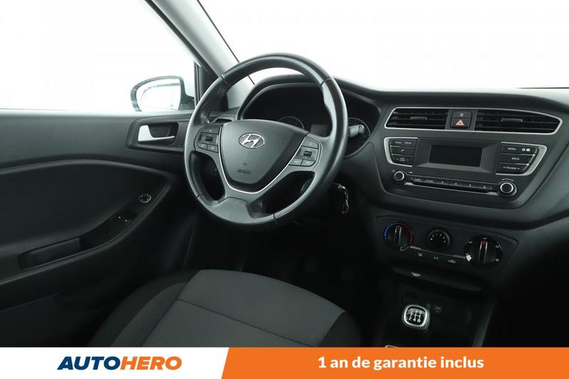 Hyundai i20 1.2 Initia 75 ch