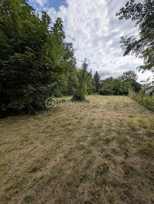 Terrain - 1 033 m²