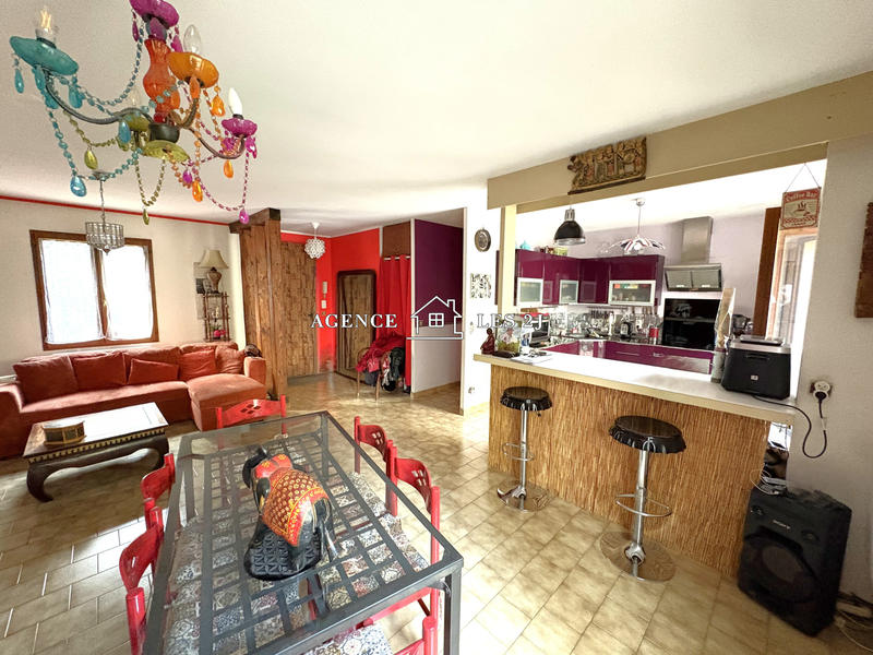 Maison - 76 m² - 4 pièces