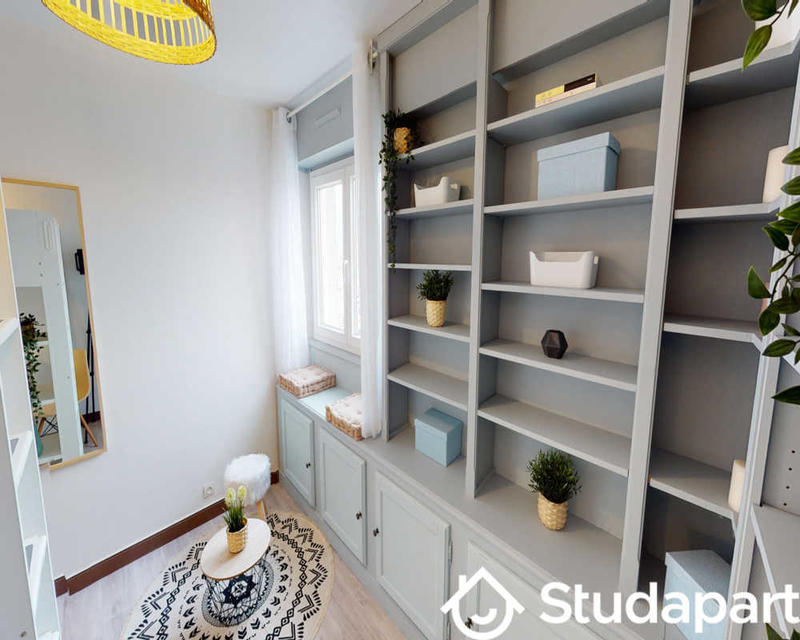 Chambre - 80 m² - 1 pièce