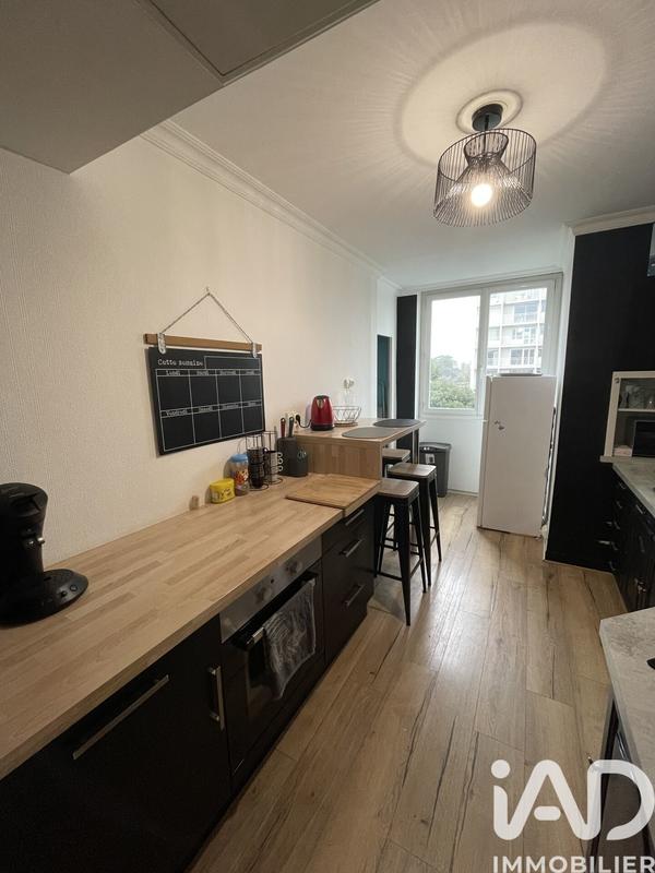 Appartement - 93 m² - 5 pièces