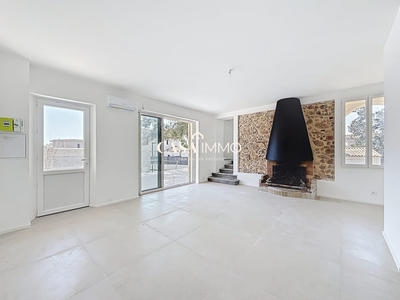 Appartement - 75 m² - 3 pièces