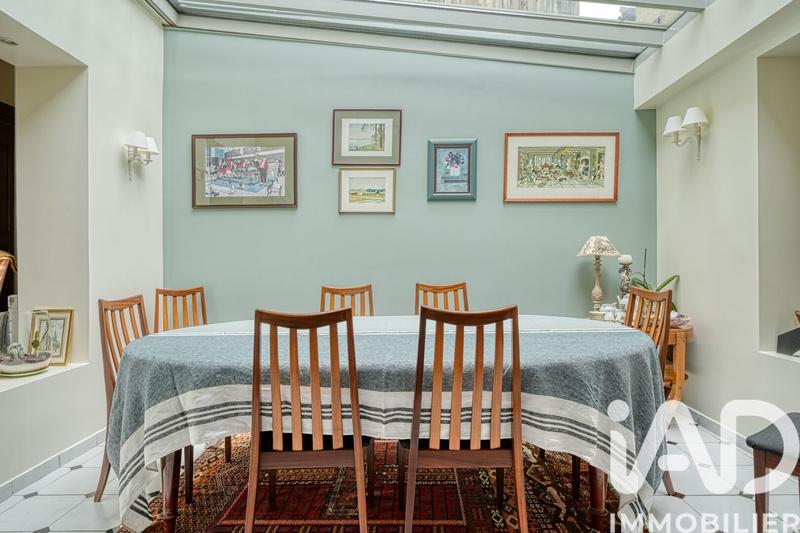 Maison - 184 m² - 9 pièces