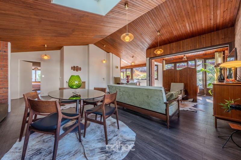 Villa - 160 m² - 6 pièces