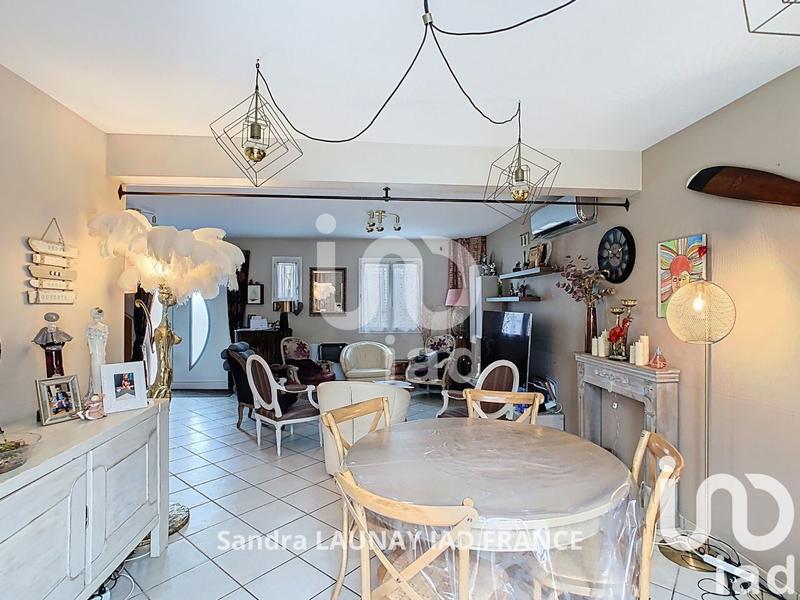 Maison - 202 m² - 8 pièces