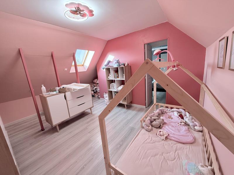 Maison - 143 m² - 8 pièces