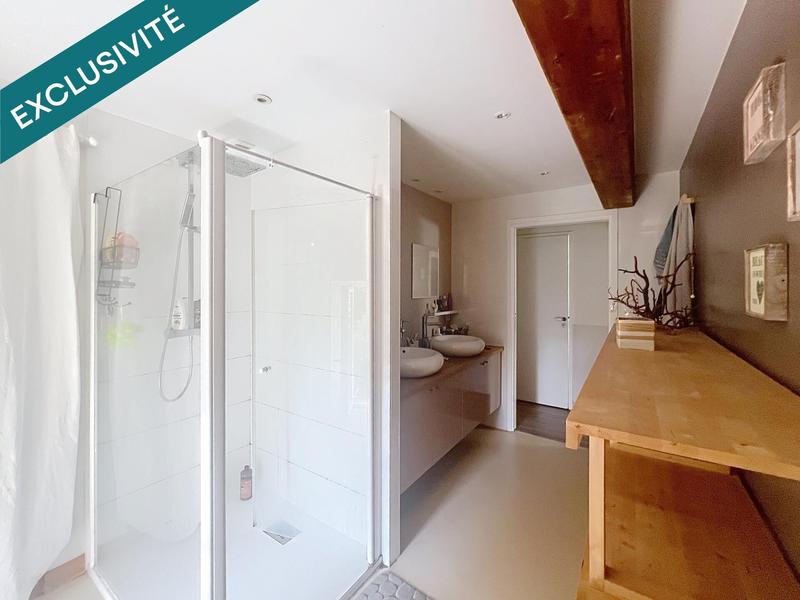 Maison - 167 m² - 7 pièces