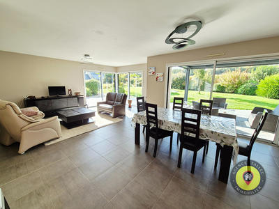 Maison - 136 m² - 5 pièces