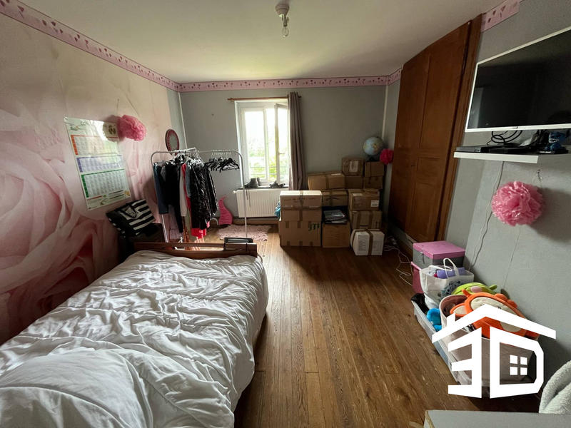 Maison - 143 m² - 5 pièces