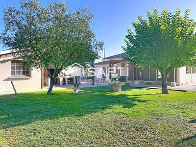 Maison - 152 m² - 6 pièces