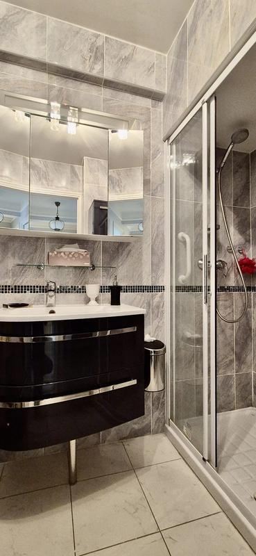 Appartement - 79 m² - 3 pièces