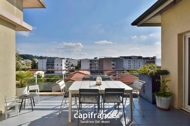 Appartement - 101 m² - 4 pièces