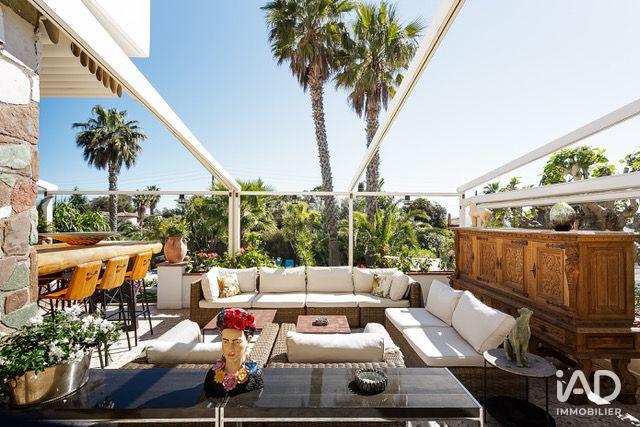 Local commercial - 2 364 m²