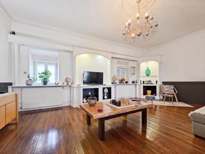 Appartement - 197 m² - 5 pièces