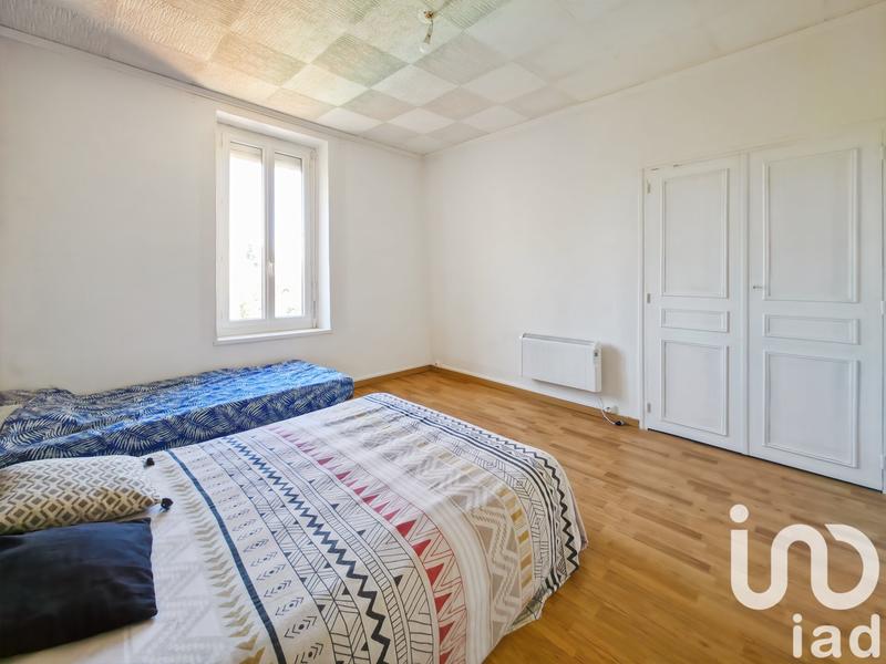 Maison - 213 m² - 7 pièces