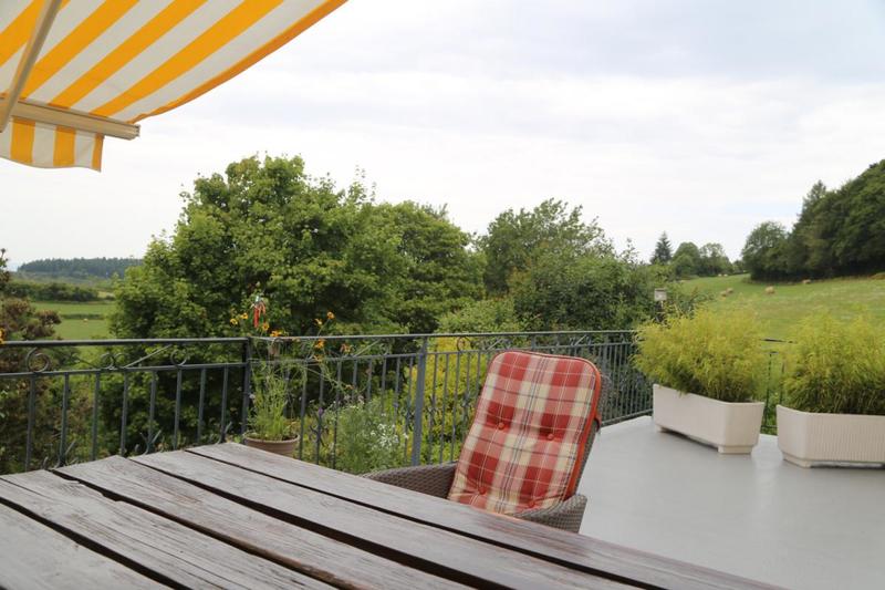 Pavillon - 270 m² - 7 pièces