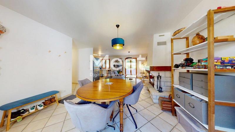 Maison - 82 m² - 4 pièces