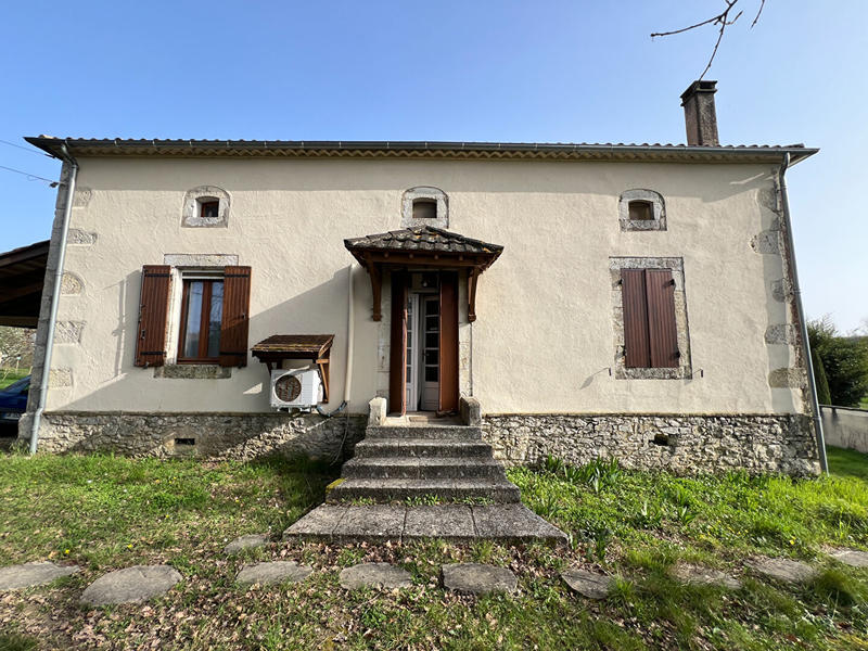 Maison - 203 m² - 4 pièces