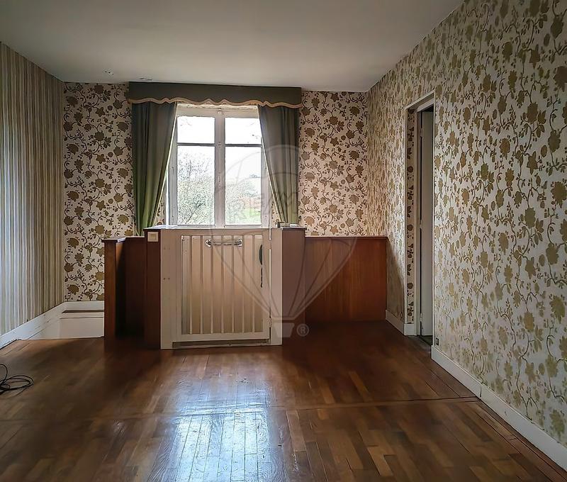 Maison - 93 m² - 4 pièces