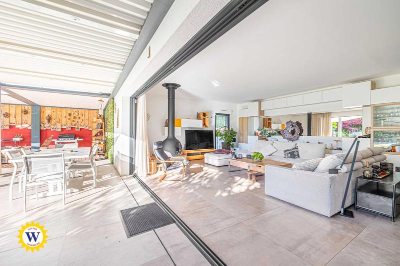 Maison - 194 m² - 5 pièces