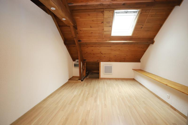 Maison - 99 m² - 5 pièces