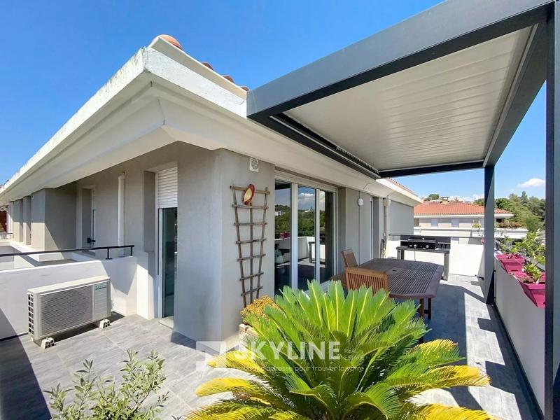 Appartement - 80 m² - 4 pièces