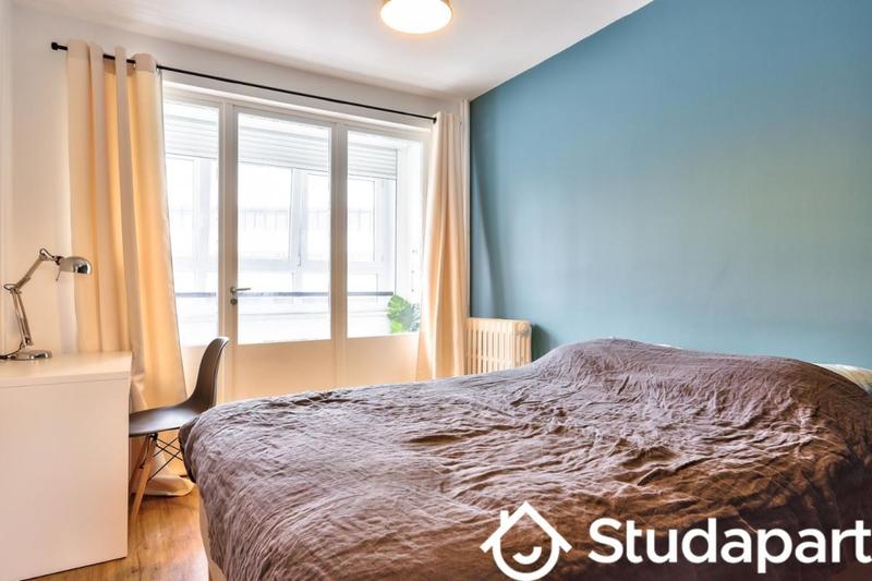 Chambre - 11 m² - 1 pièce