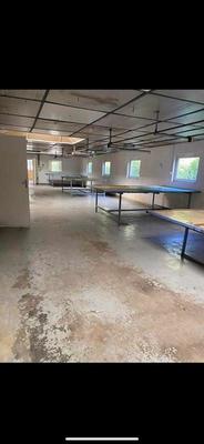 Local commercial - 393 m² - 3 pièces