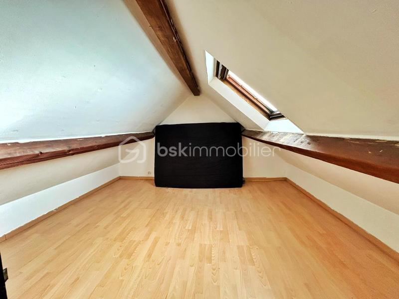 Maison - 82 m² - 6 pièces