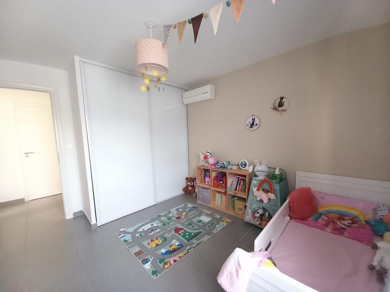 Appartement - 76 m² - 3 pièces