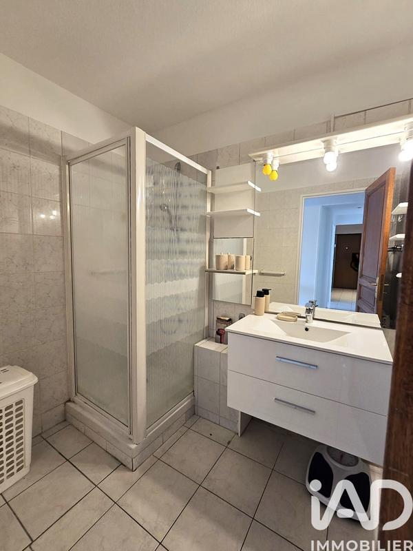 Appartement - 65 m² - 3 pièces