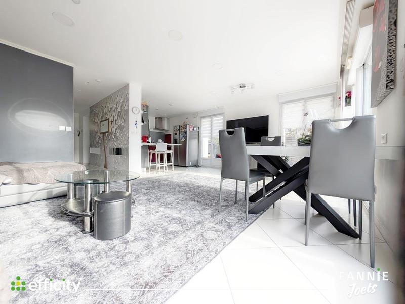 Pavillon - 155 m² - 7 pièces