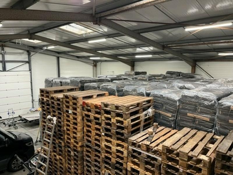 Local d'activité / Entrepôt - 720 m²