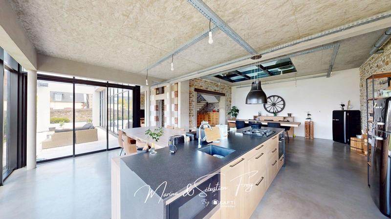 Maison - 388 m² - 10 pièces