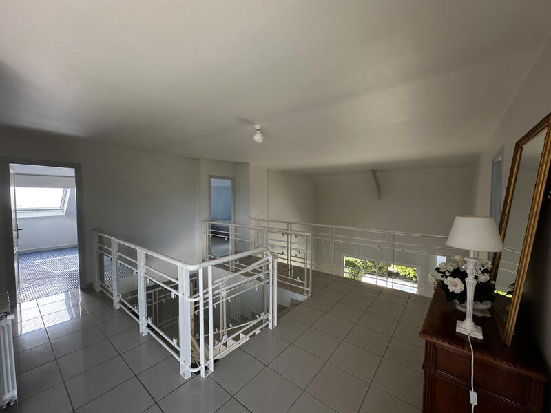 Maison - 163 m² - 5 pièces