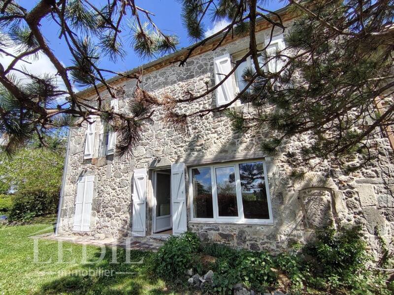 Maison en pierre - 170 m² - 5 pièces