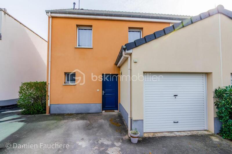 Maison - 90 m² - 5 pièces
