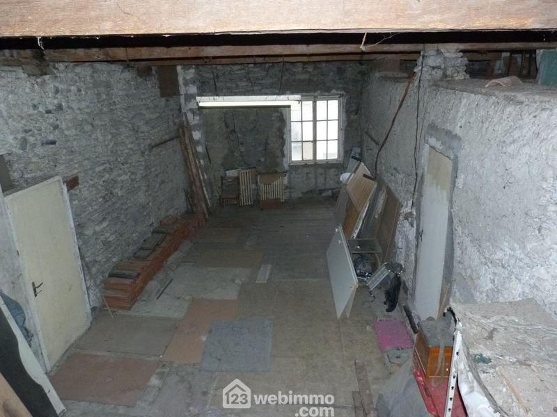 Maison - 248 m² - 11 pièces