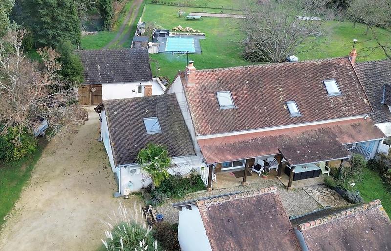 Maison - 186 m² - 5 pièces