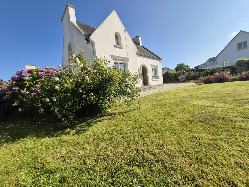 Maison - 160 m² - 9 pièces