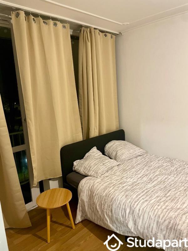 Chambre - 9 m² - 1 pièce