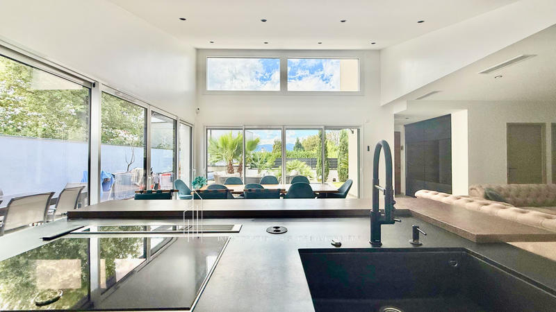 Villa - 165 m² - 7 pièces