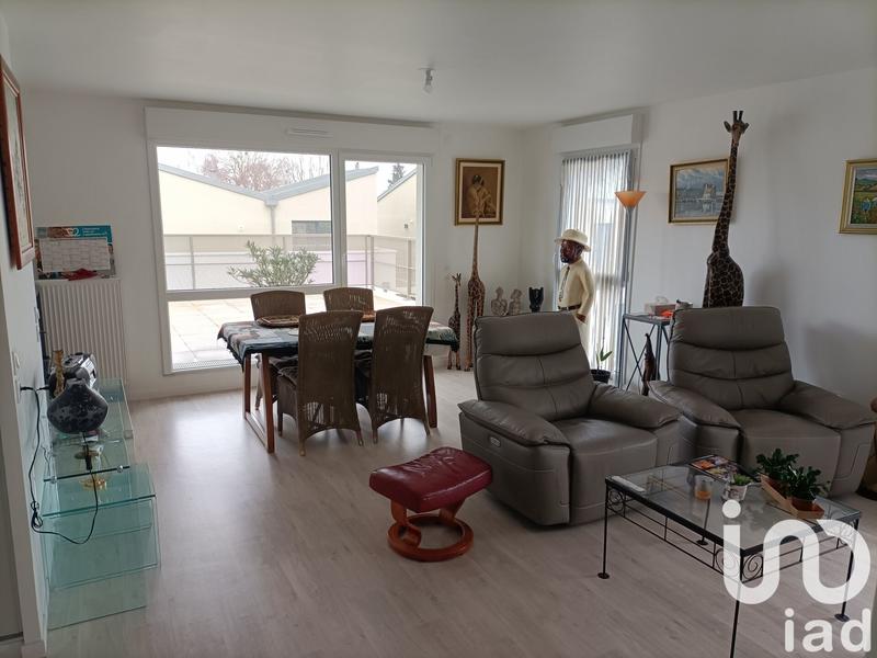 Appartement - 83 m² - 3 pièces