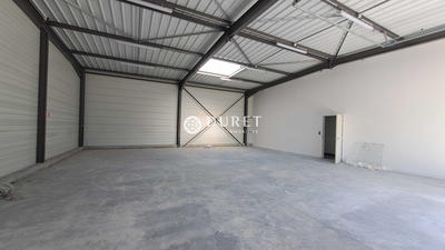 Local d'activités - 205 m²