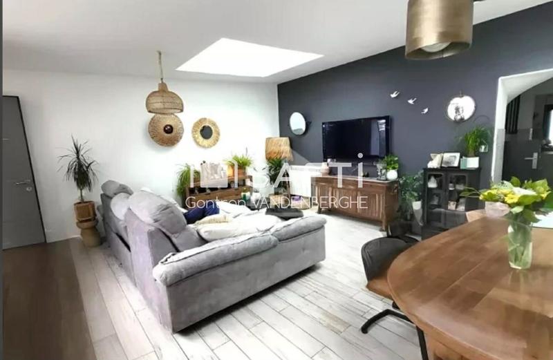 Maison - 115 m² - 6 pièces