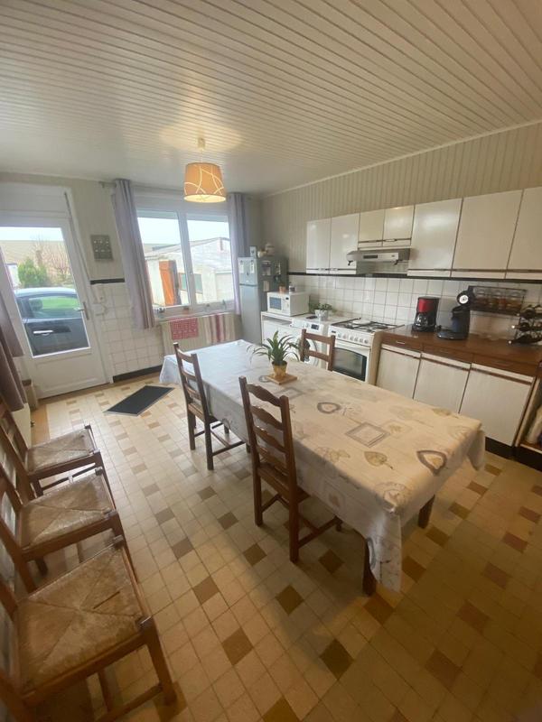 Maison - 122 m² - 6 pièces