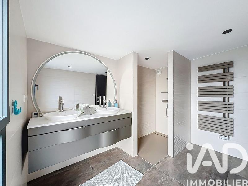 Maison - 143 m² - 6 pièces