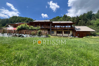 Fonds de commerce - Magasins - 700 m²