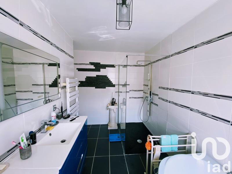 Maison - 141 m² - 6 pièces